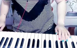 抖音小姐姐的电子琴音乐,奏响青春旋律